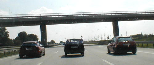 Formationsfahren auf der Autobahn